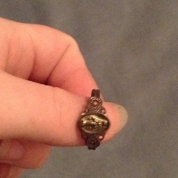 Ring - Picture 1 of 1